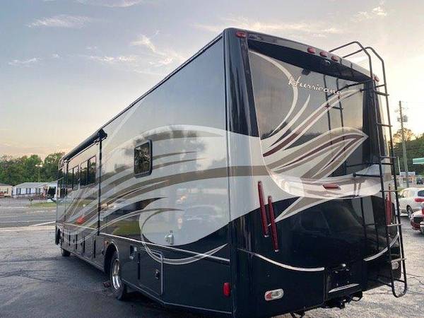 2014 Thor Hurricane 34e Class A - - by dealer for sale in Ocala, FL – photo 7