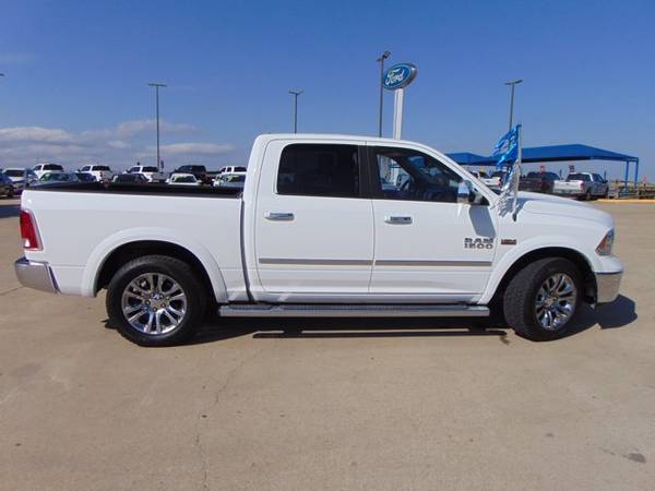 2015 Ram CREW CAB 4X4 1500 Laramie (*LOADED!) - cars & trucks - by... for sale in Devine, TX – photo 16