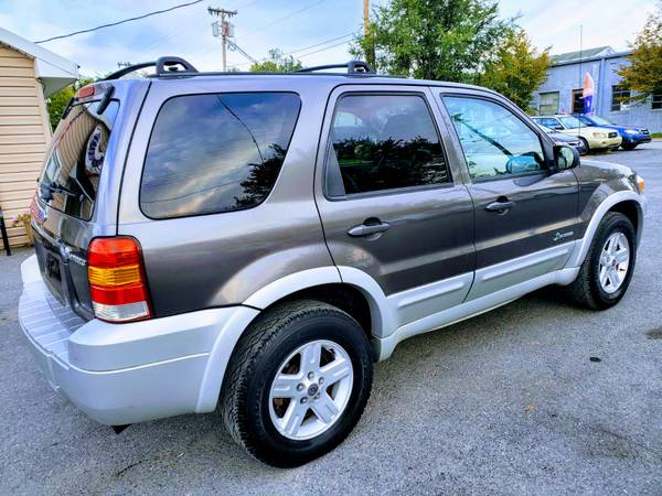 2005 FORD ESCAPE AWD Automatic Low Mileage 1-OWNER⭐+ 6 MONTH... for sale in Front Royal, VA – photo 6
