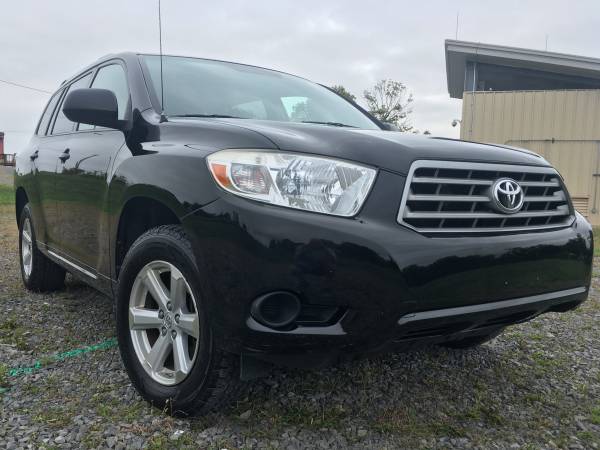 2009 Toyota Highlander 4x4 with 3rd Row Seat for sale in Morgantown , WV – photo 2