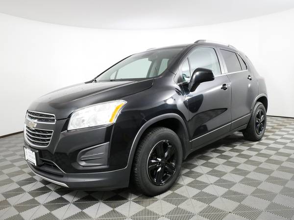 2016 Chevrolet Chevy Trax LT - - by dealer - vehicle for sale in Inver Grove Heights, MN – photo 2
