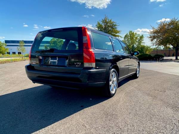 2002 VOLVO V70 2.4T - cars & trucks - by dealer - vehicle automotive... for sale in Carol Stream, IL – photo 6