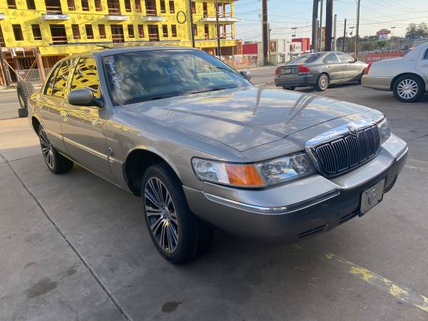 2001 Grand Marquis - cars & trucks - by owner - vehicle automotive... for sale in Round Rock, TX – photo 15