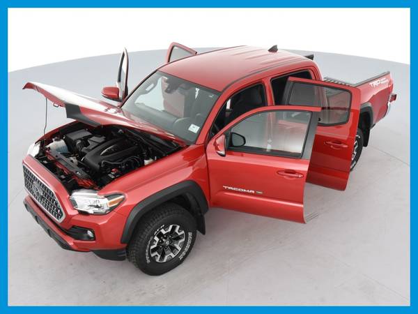 2018 Toyota Tacoma Double Cab TRD Off-Road Pickup 4D 5 ft pickup Red for sale in Seffner, FL – photo 15