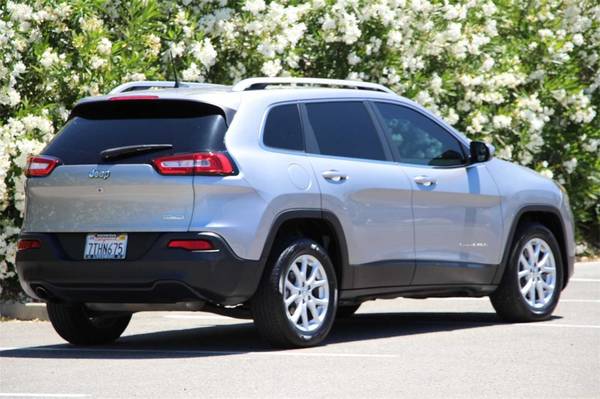 2016 Jeep Cherokee Latitude suv Billet Silver Metallic Clearcoat for sale in Livermore, CA – photo 6