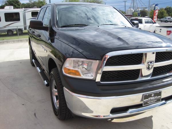 2012 Ram 1500 Crew Cab 4x4 - LOW MILES !!! for sale in New Braunfels, TX – photo 20