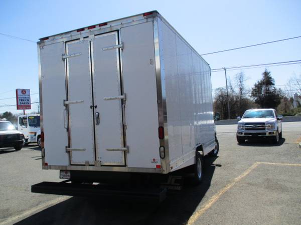 2010 Ford Econoline Commercial Cutaway E-450 15 FOOT BOX TRUCK for sale in South Amboy, NY – photo 3