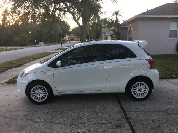 2007 Toyota Yaris Hatchback/New Paint for sale in TAMPA, FL – photo 6