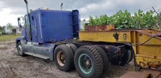 Freightliner, Lowboy and Hitachi Excavator for sale in Marco Island, FL – photo 14