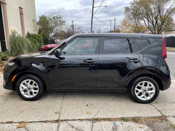 2020 Kia Soul S Apple CarPlay Just 40K Miles Clean Title Paid Off for sale in Baldwin, NY – photo 8