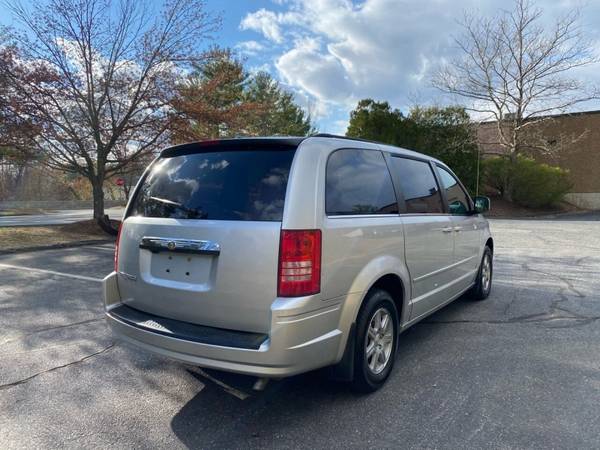 2008 Chrysler Town and Country Touring 4dr Mini Van for sale in Maynard, MA – photo 7