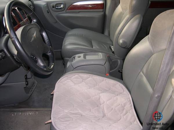 2005 Chrysler Town & Country Limited Cheap! only 2950 - cars & for sale in Larksville, PA – photo 9