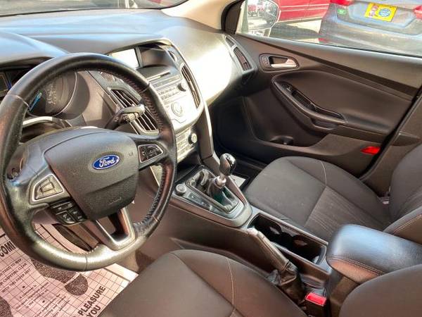2016 Ford Focus 4dr Sdn SE - cars & trucks - by dealer - vehicle... for sale in Milton, VT – photo 13
