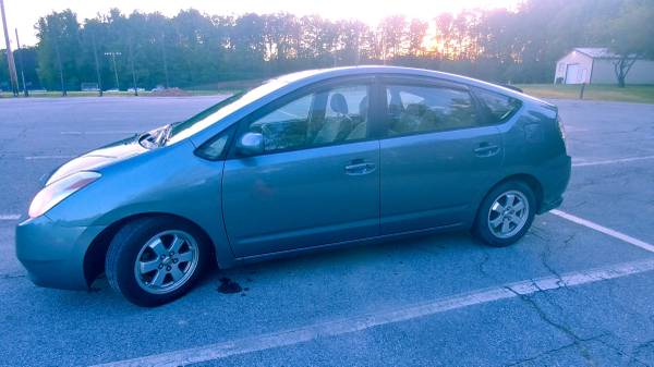 2005 Toyota Prius - perfect gas mileage for sale in Summerfield, NC – photo 2