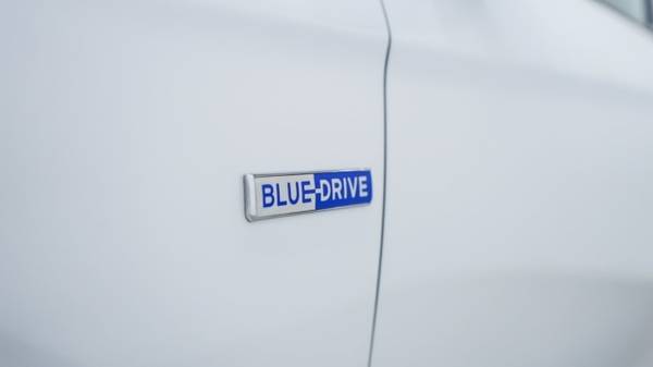 2018 Hyundai IONIQ Hybrid Blue - cars & trucks - by dealer - vehicle... for sale in Honolulu, HI – photo 7