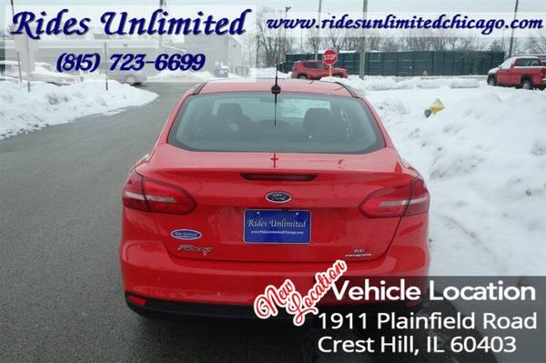 2015 Ford Focus SE - - by dealer - vehicle automotive for sale in Crest Hill, IL – photo 5