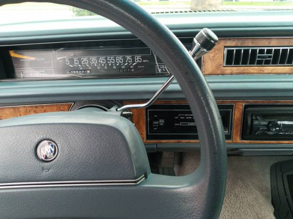 1990 Buick Lesabre classic - cars & trucks - by owner - vehicle... for sale in Bellingham, WA – photo 3
