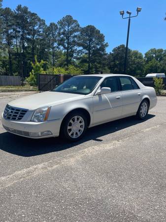2008 Cadillac DTS - - by dealer - vehicle automotive for sale in Columbia, SC – photo 5