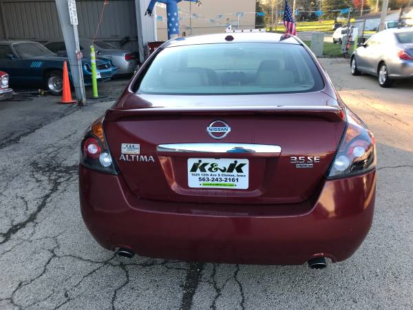 2007 Nissan Altima Fully Loaded RUNS GREAT!! - cars & trucks - by... for sale in Clinton, IA – photo 6