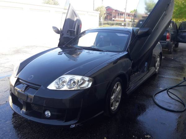 Unfinished show car/Project car.low mileage. 2003 hyundia tiburon GT for sale in Paso robles , CA – photo 6