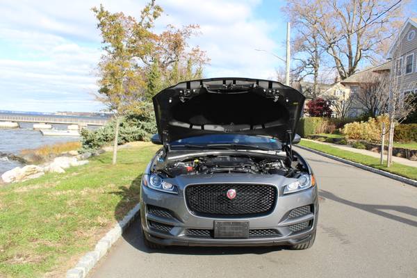 2017 Jaguar F-PACE Premium AWD - cars & trucks - by dealer - vehicle... for sale in Great Neck, CT – photo 16