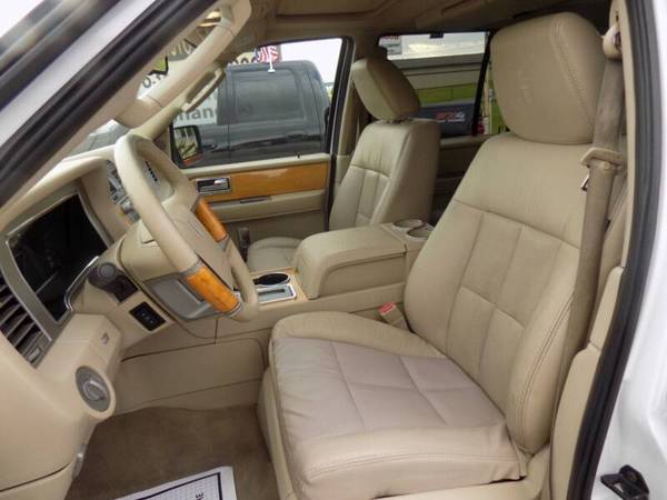 LINCOLN NAVIGATOR L - - by dealer - vehicle automotive for sale in O Fallon, MO – photo 8
