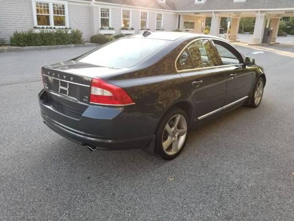 2010 VOLVO S80 T6 AWD 4 DR SEDAN. 1 OWNER SUPER CLEAN INSIDE AND OUT for sale in Newburyport, MA – photo 4
