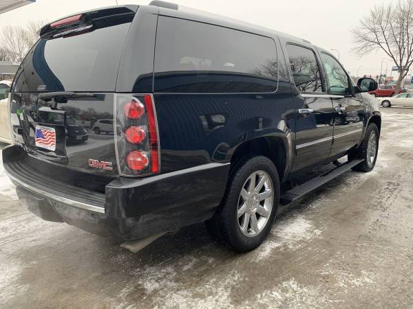 2011 GMC Yukon XL DENALI/All-Wheel Drive/Fully Loaded! for sale in Grand Forks, MN – photo 6