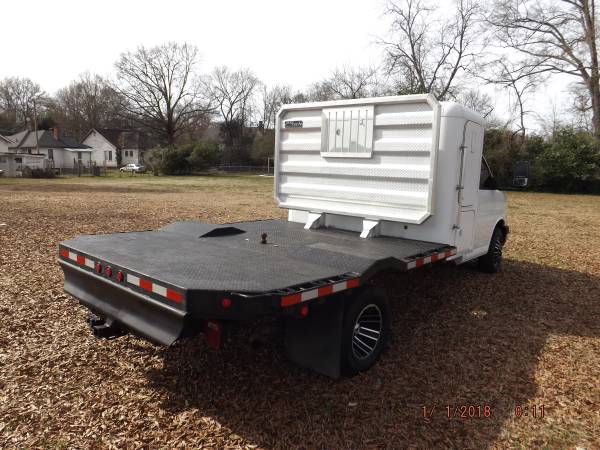 2010 CHEVY G4500 DIESEL, CUSTOM HAULER WITH SLEEPER ! ONLY 59K! LOOK for sale in Experiment, GA – photo 9