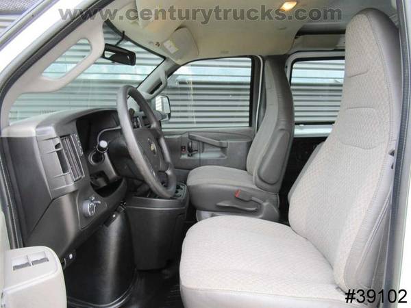 2016 Chevrolet Express 2500 CARGO EXTENDED Summit White for sale in Grand Prairie, TX – photo 24