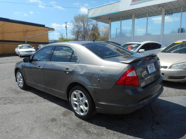 2010 FORD FUSION - - by dealer - vehicle for sale in Madison, TN – photo 2