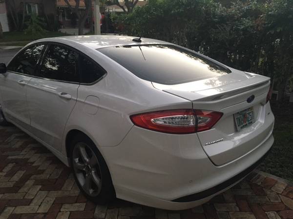 2016 Ford Fusion SE, Excellent Condition, Backup Camera - cars &... for sale in Miami, FL – photo 4