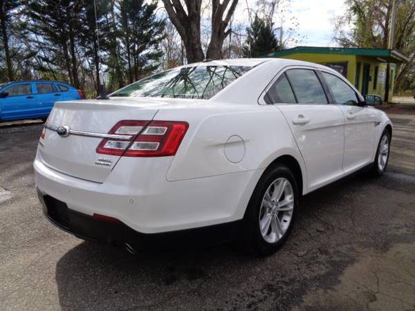 2013 Ford Taurus SEL FWD - cars & trucks - by dealer - vehicle... for sale in Martinsville, NC – photo 5