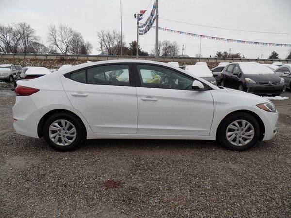 2017 Hyundai Elantra SE - - by dealer - vehicle for sale in Carroll, OH – photo 4