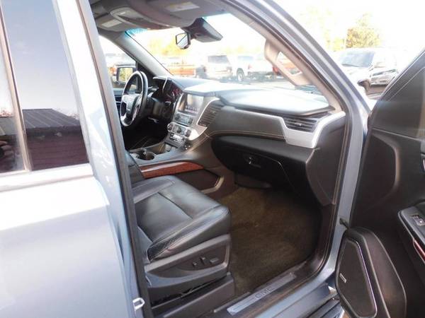 GMC Yukon XL SLT 4wd SUV Third Row Seating NAV Sunroof V8 Chevy... for sale in Greensboro, NC – photo 18