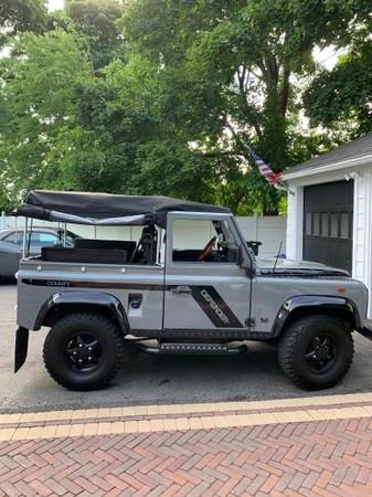 land rover defender - cars & trucks - by owner - vehicle automotive... for sale in Lynnfield, MA – photo 6