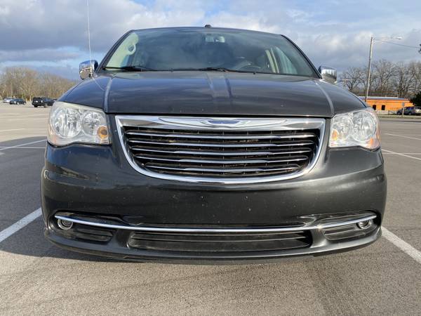 2011 Chrysler Town and Country Touring-L - cars & trucks - by owner... for sale in Richmond, IN – photo 9