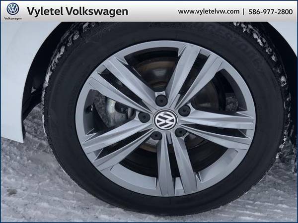 2020 Volkswagen Jetta sedan R-Line Auto w/ULEV - Volkswagen Pure for sale in Sterling Heights, MI – photo 7