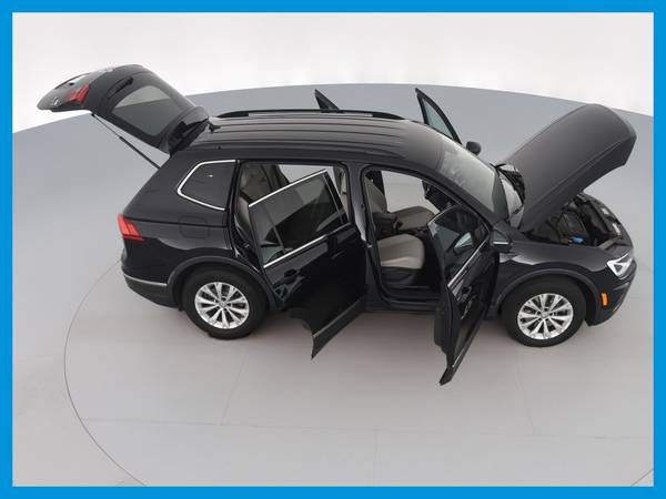 2018 VW Volkswagen Tiguan 2 0T SE 4MOTION Sport Utility 4D suv Black for sale in largo, FL – photo 20