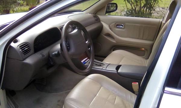 Infiniti Nissan 1993 - cars & trucks - by owner - vehicle automotive... for sale in Ocala, FL – photo 2