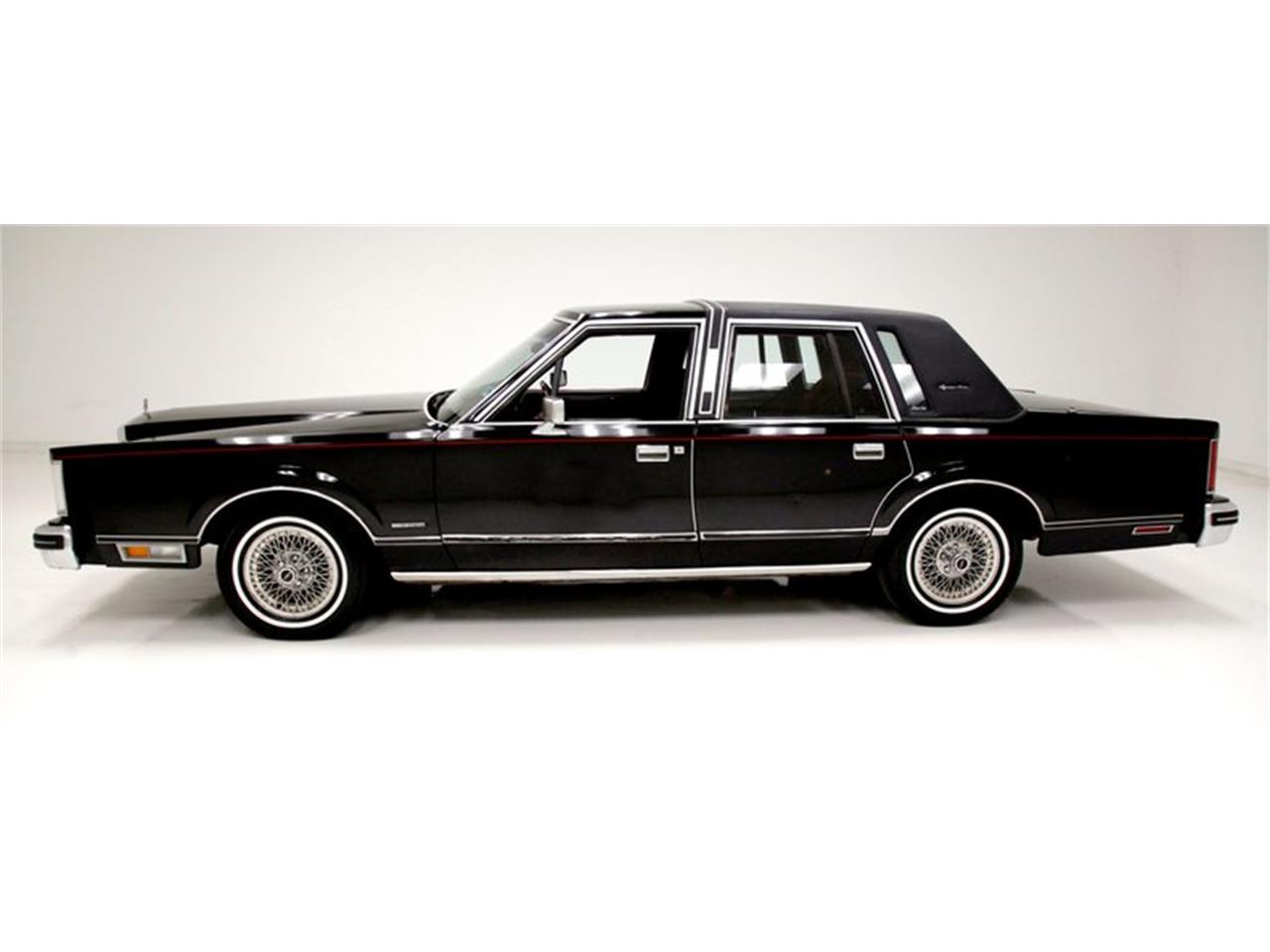 1981 Lincoln Town Car for sale in Morgantown, PA – photo 2
