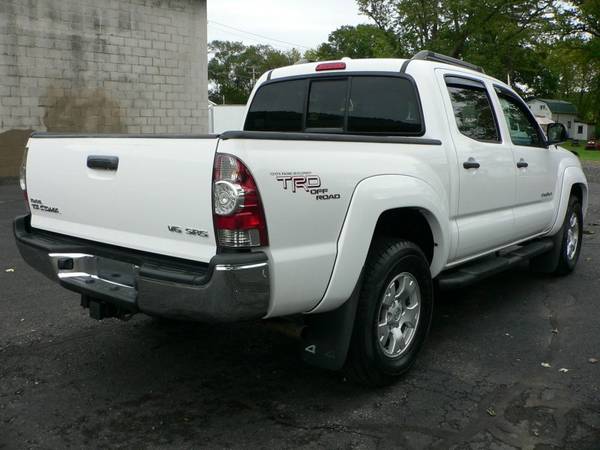 10 Toyota Tacoma Crew Cab TRD, Mint, No Rust, Clean Frame! Only 108K! for sale in binghamton, NY – photo 7