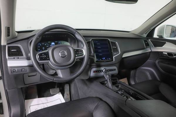 2018 Volvo XC90, Ice White - - by dealer - vehicle for sale in Wall, NJ – photo 11