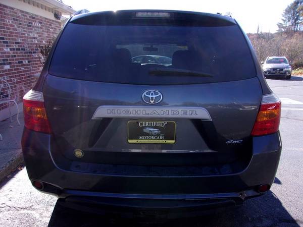 2010 Toyota Highlander Seats-8 AWD, 151k Miles, P Roof, Grey, Clean... for sale in Franklin, VT – photo 4