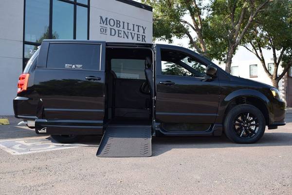2019 *Dodge* *Grand Caravan* *SXT* BLACK - cars & trucks - by dealer... for sale in Denver, NM – photo 15