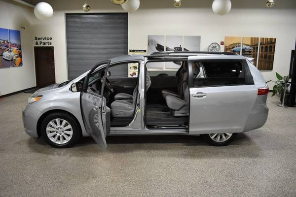 2015 Toyota Sienna LE AWD for sale in Canton, MA – photo 11