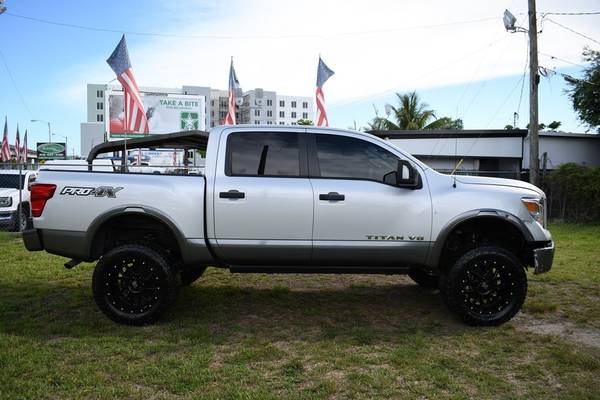2018 Nissan Titan PRO 4X 4x4 4dr Crew Cab Pickup Truck - cars & for sale in Miami, MO – photo 6