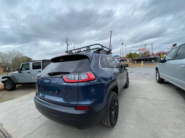 2019 Jeep Cherokee 50k Miles 2, 500 Down! W A C for sale in Brownsville, TX – photo 5