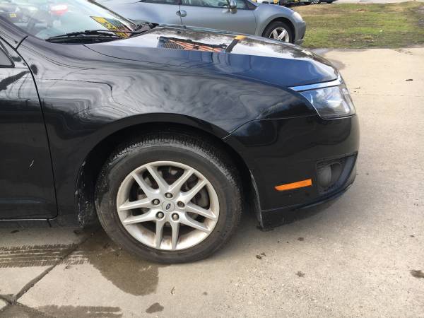 2010 Ford Fusion S 4cyl sport wheels, runs great! for sale in Cincinnati, OH – photo 2