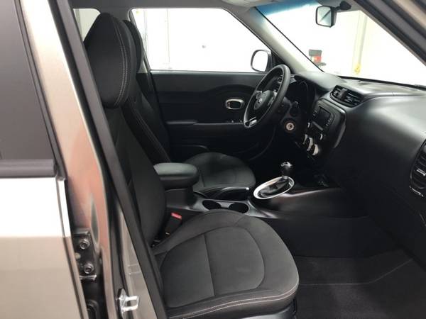 2019 Kia Soul Fuel Efficient 4D Hatchback w Backup Camera For Sale for sale in Ripley, MS – photo 20